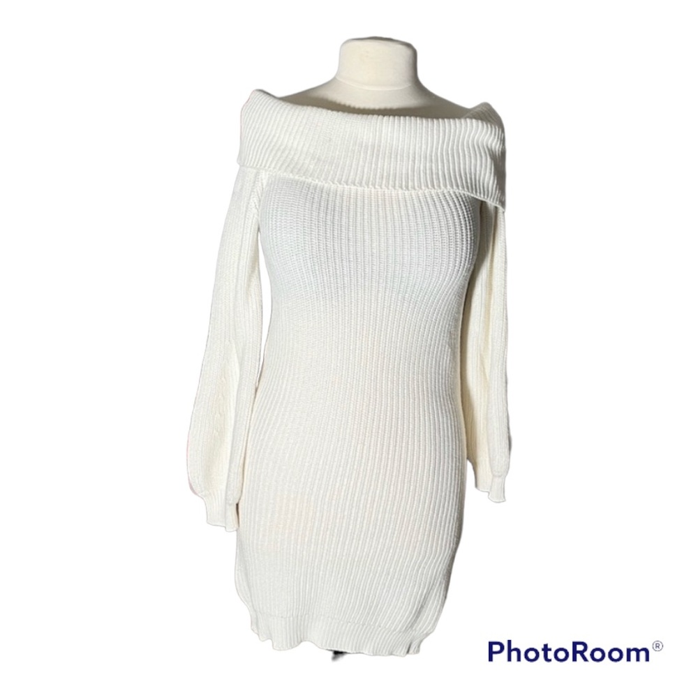 NWOT Knitted White Dress ❄️